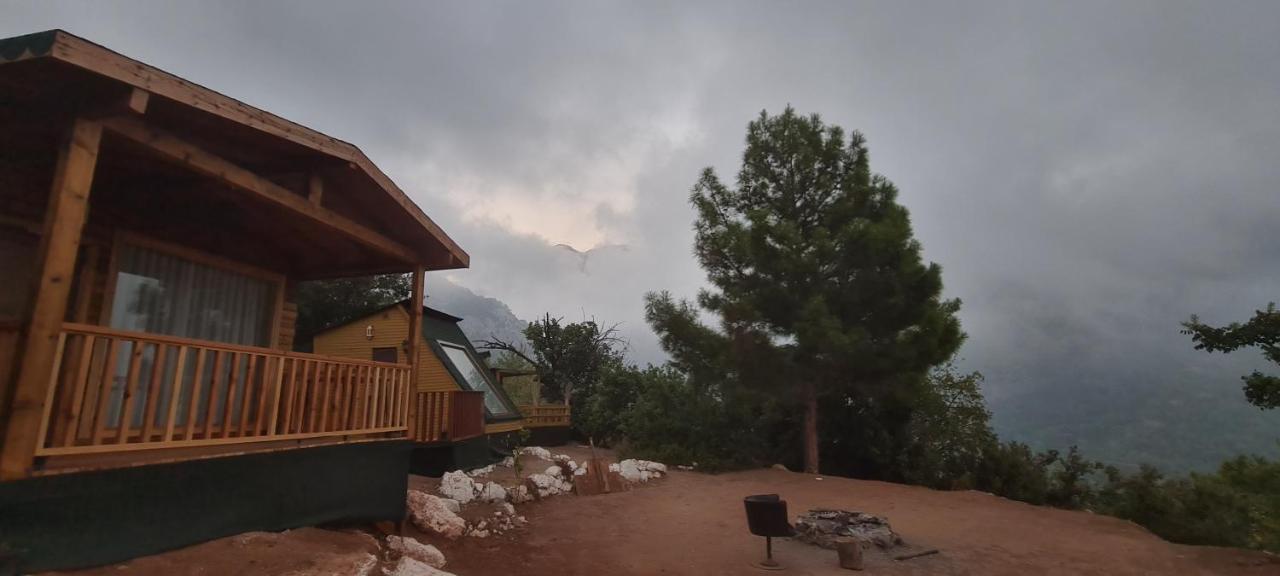 Goat Bungalow And Camping Hotell Faralya Exteriör bild