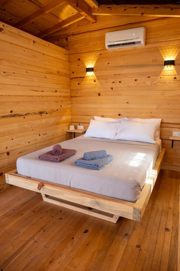 Goat Bungalow And Camping Hotell Faralya Exteriör bild