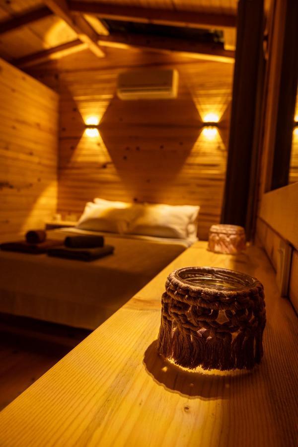 Goat Bungalow And Camping Hotell Faralya Exteriör bild