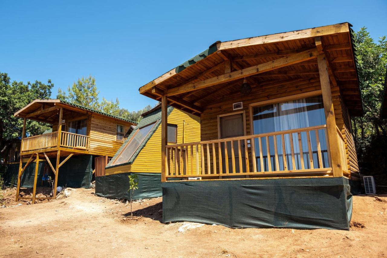 Goat Bungalow And Camping Hotell Faralya Exteriör bild